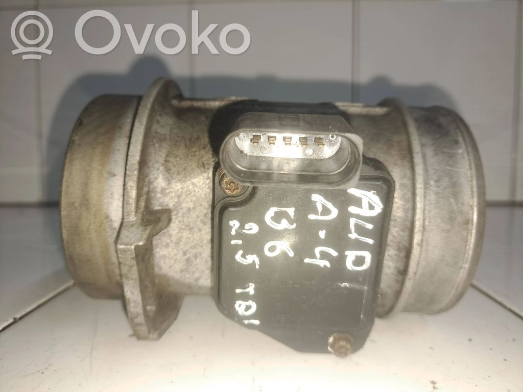 Audi A6 S6 C5 4B Misuratore di portata d'aria 