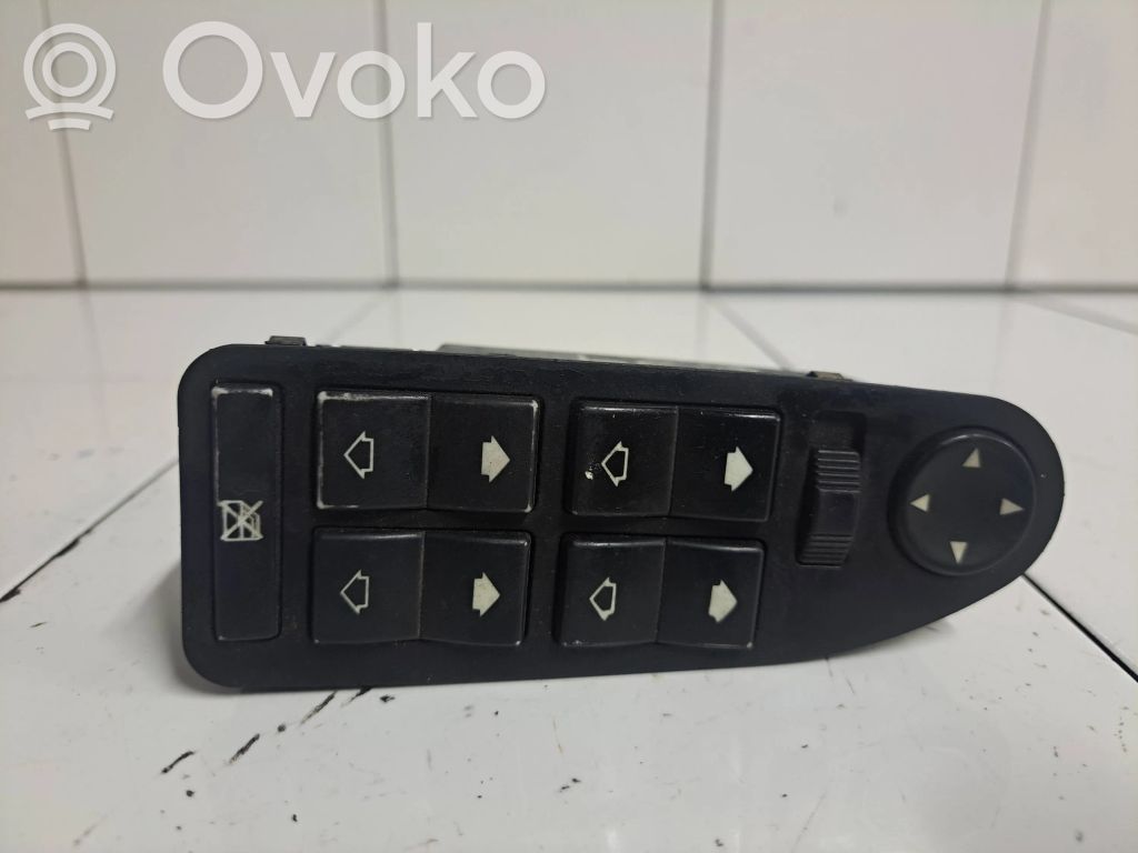 BMW 5 E39 Electric window control switch 