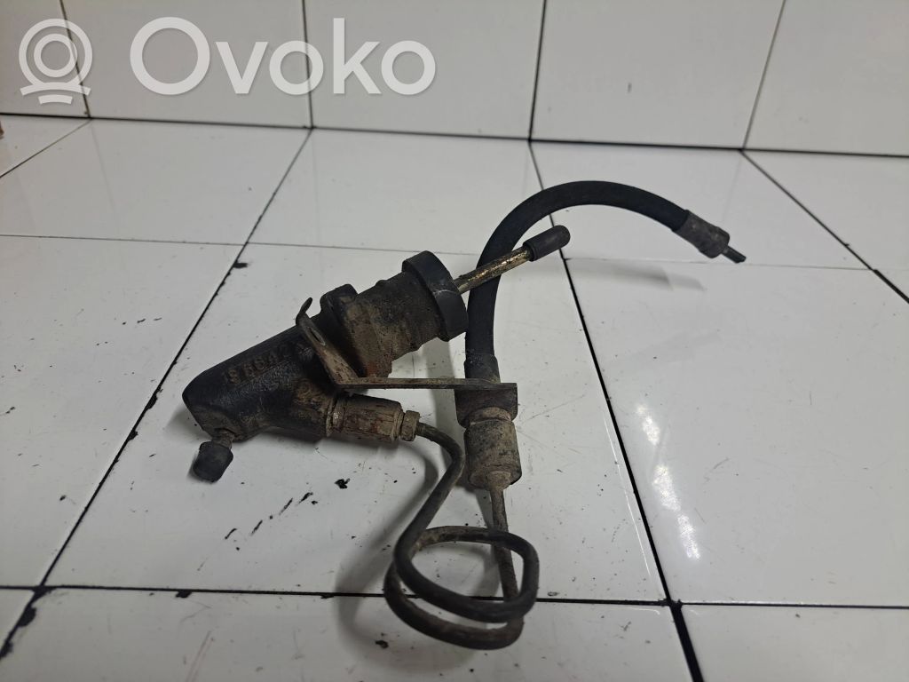 BMW 5 E39 Cilindro maestro de embrague 