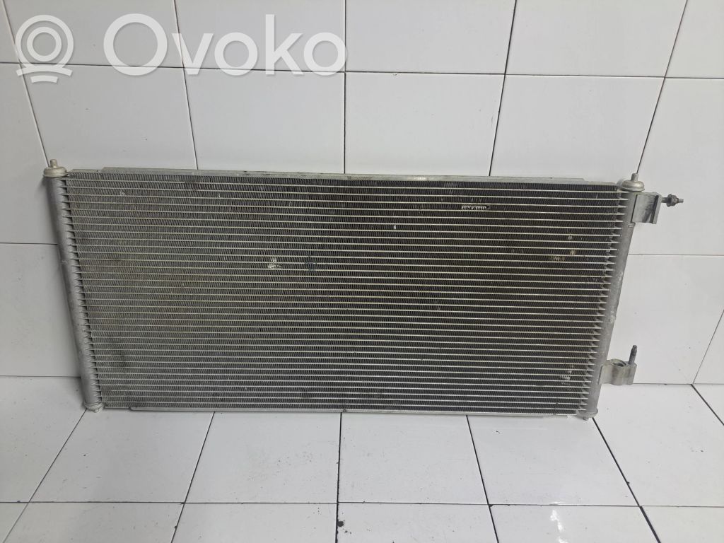 Skraplacz / Chłodnica klimatyzacji   8FC351318351