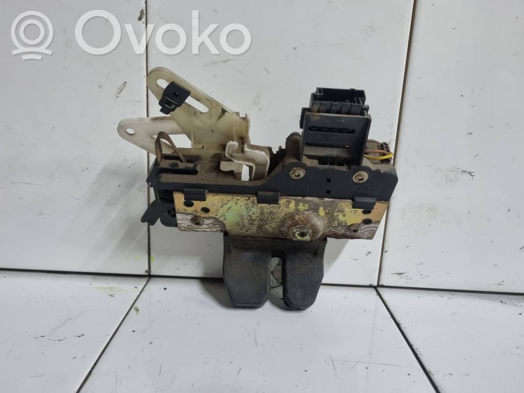 Tailgate/trunk/boot lock/catch/latch   9187990,06052004