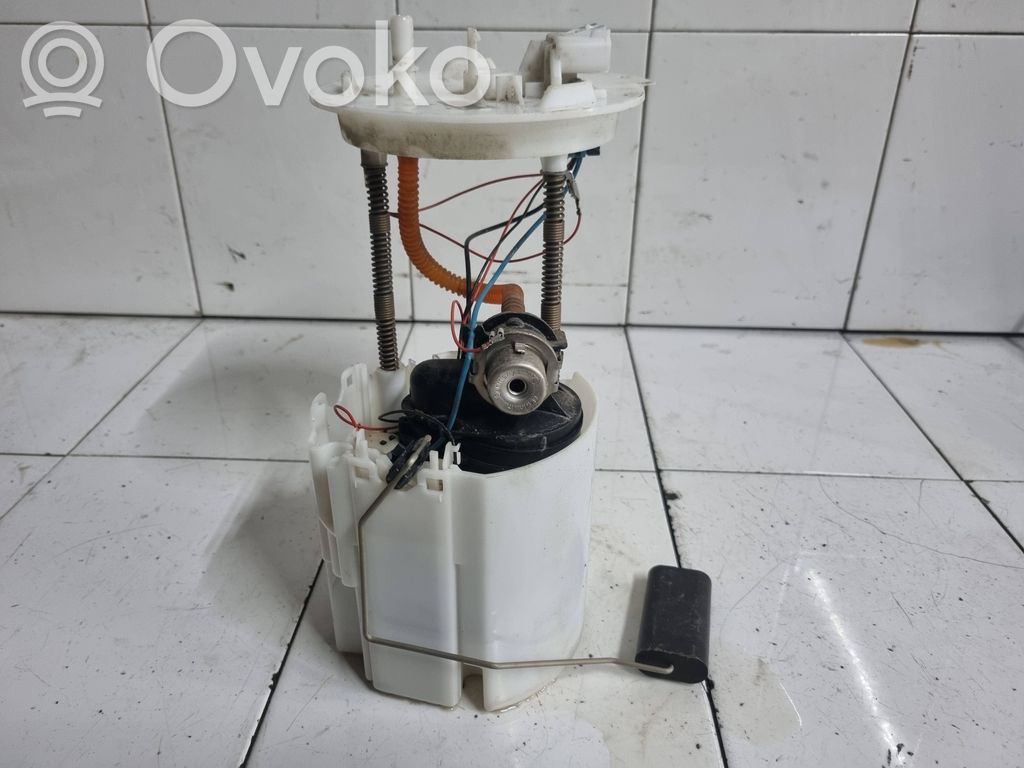 Opel Astra J In-tank fuel pump 