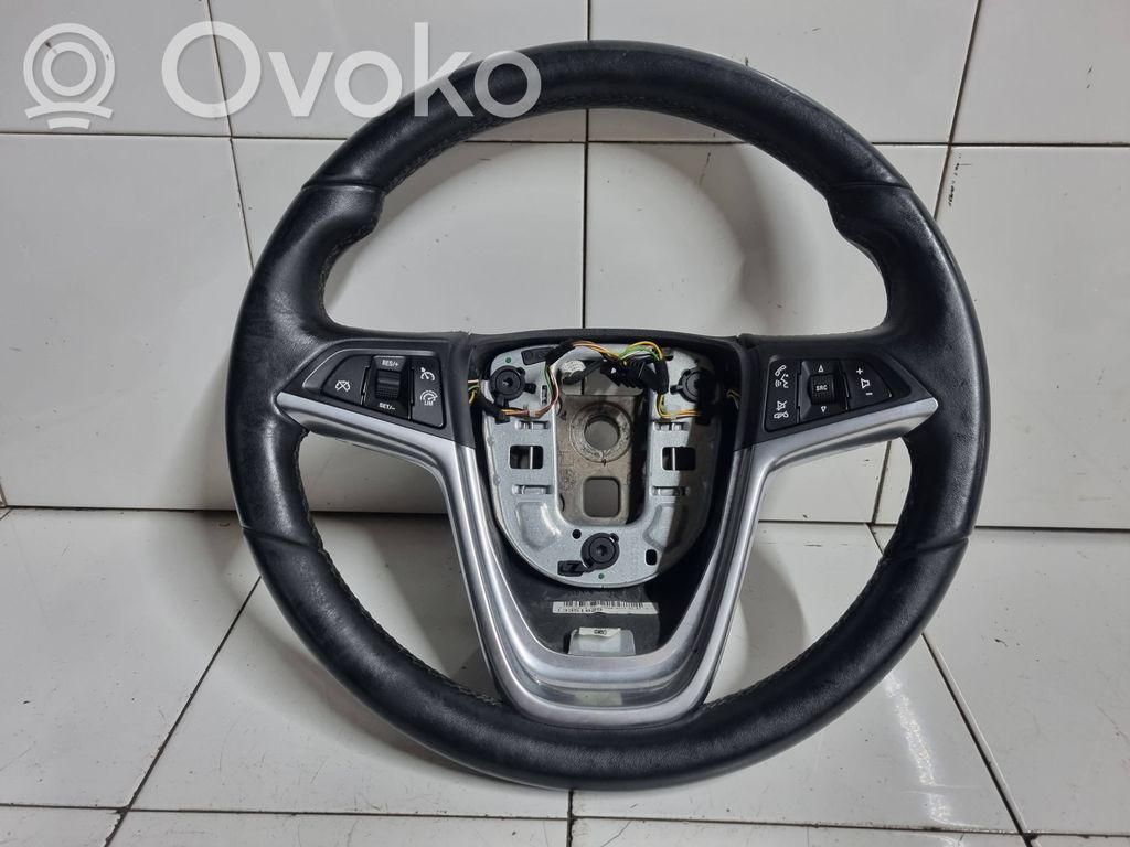 Ohjauspyörä   13351029,0060010935,307177099P10AH