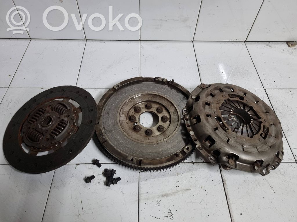 Clutch set kit   6C117550DC
