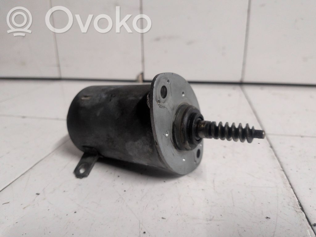 BMW 5 E60 E61 Valve oil control 