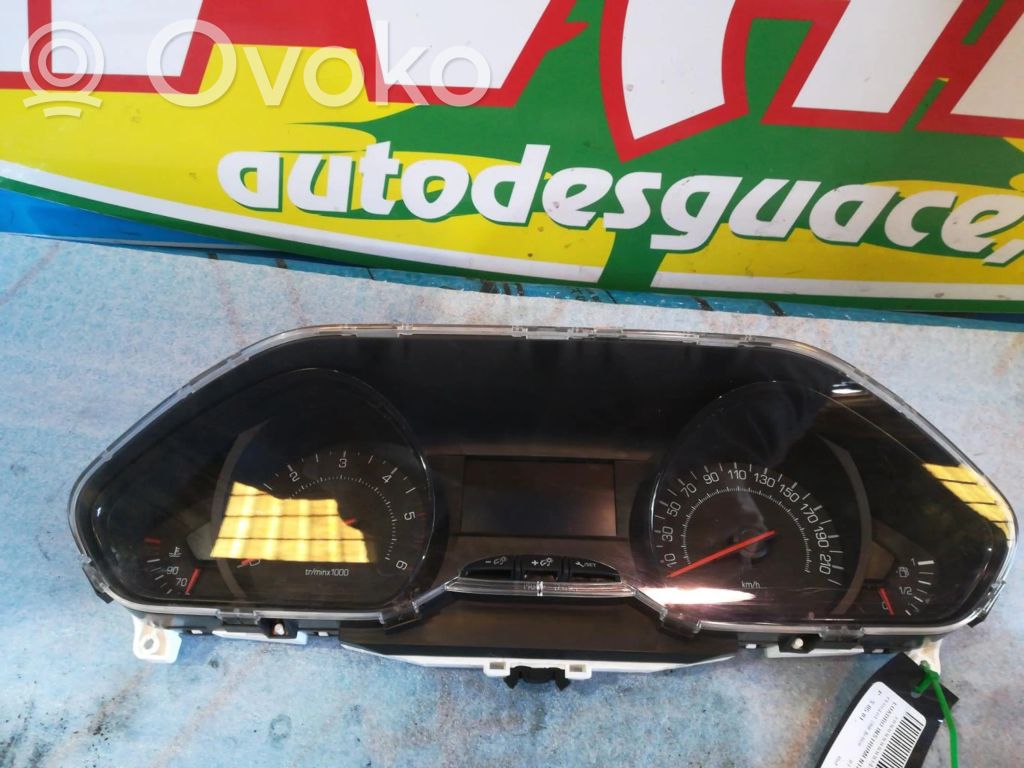 Peugeot 208 I Vitezometru (grup de instrumente) 