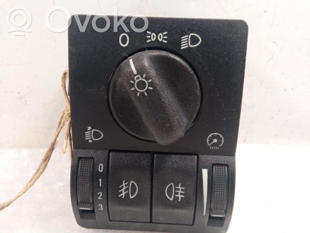 Interruptor de luz   90561379,90561379
