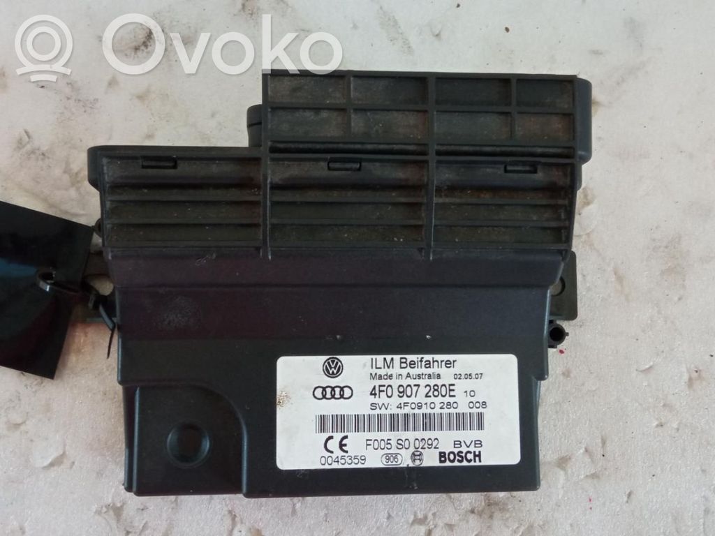 Unidad de control/módulo del motor   4F0907280E