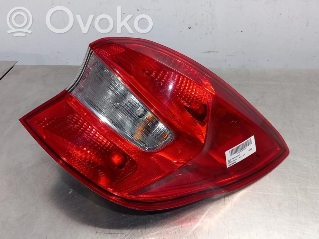 Rear/tail lights   E4B513404AF