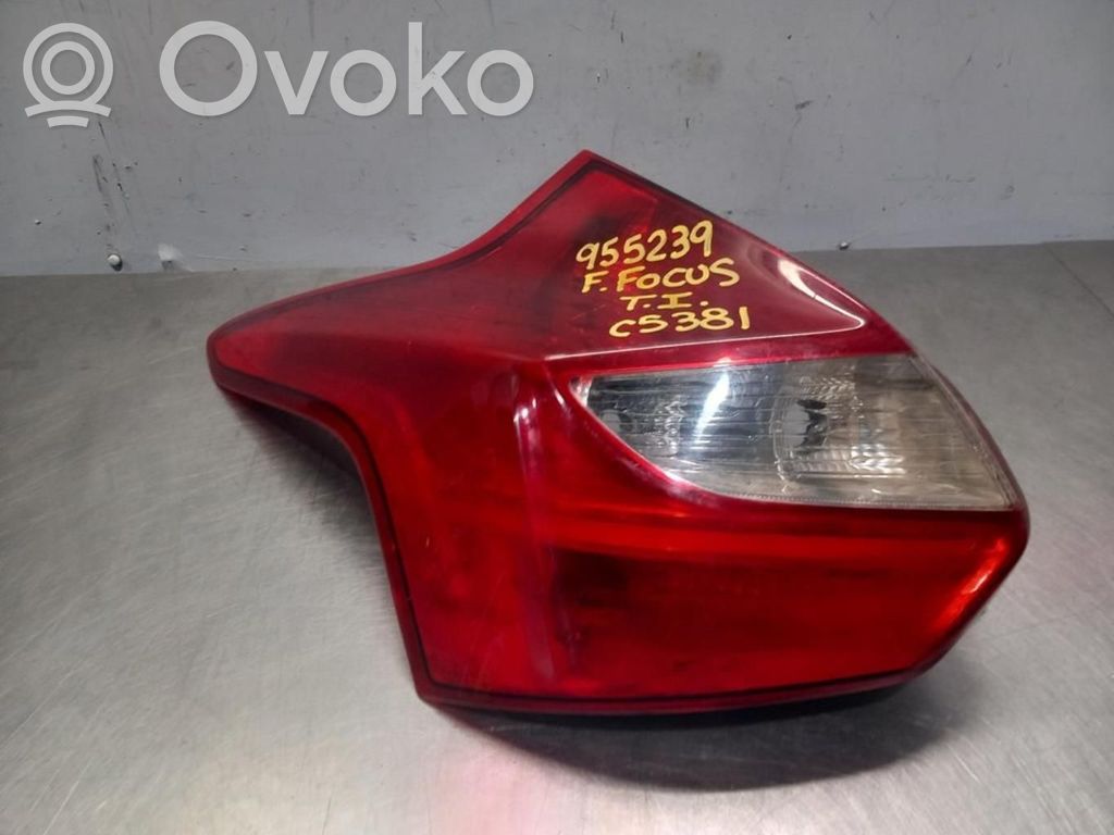 Rear/tail lights