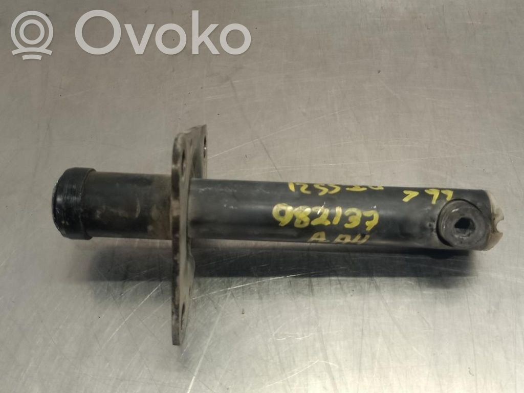 Audi A4 S4 B5 8D Parachoques delantero 