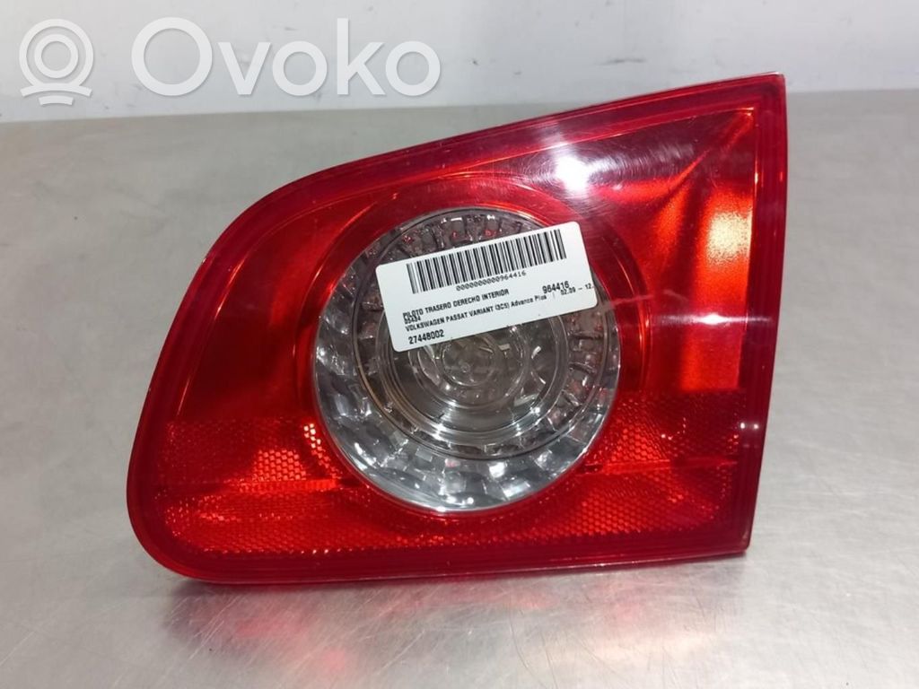 Volkswagen PASSAT Lampă spate în caroserie 
