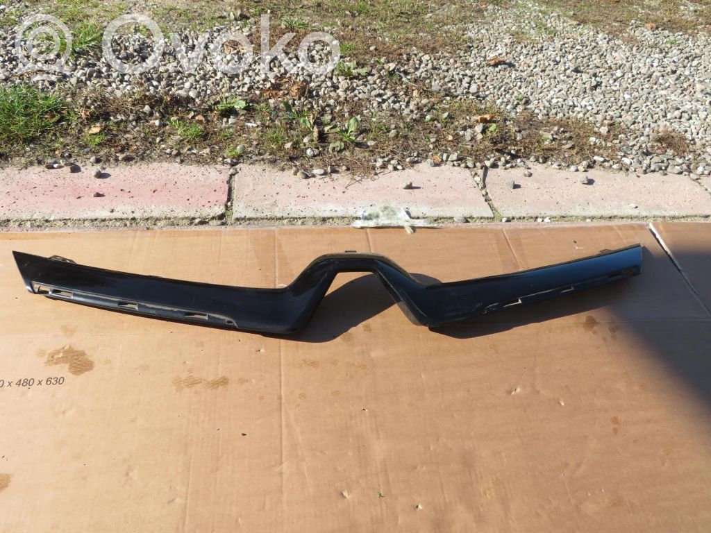 Renault Clio IV Oberes Gitter vorne 