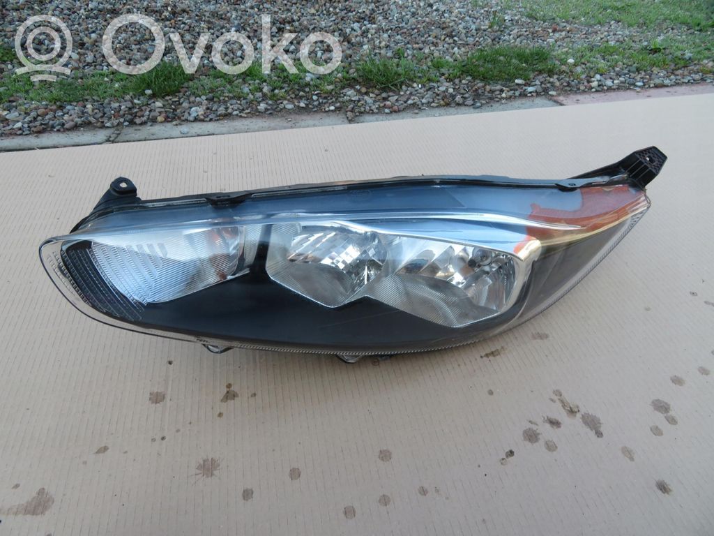 Ford Fiesta Headlight/headlamp 