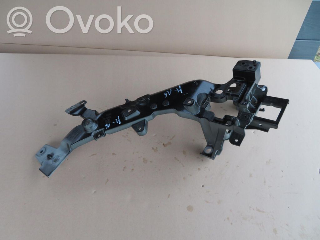 Polestar 2 Engine bonnet/hood lock trim molding 