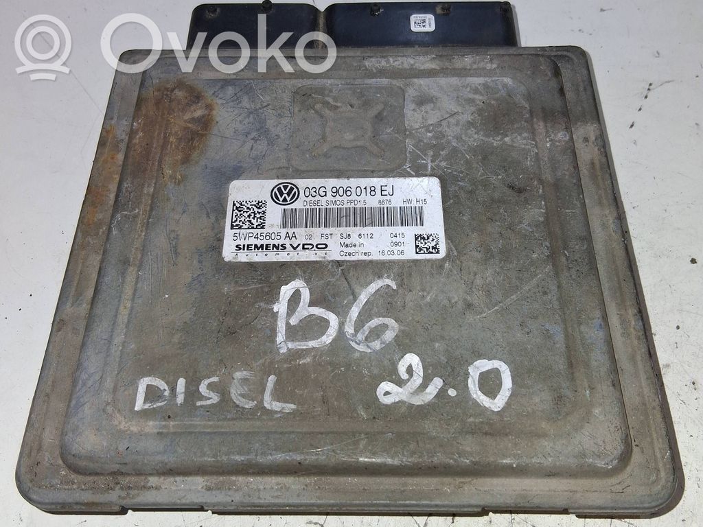 Volkswagen PASSAT B6 Engine control unit/module 