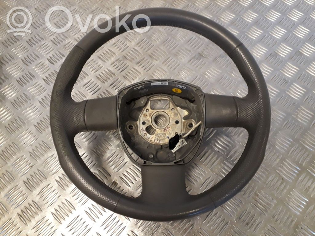 Audi A4 S4 B7 8E 8H Ohjauspyörä 