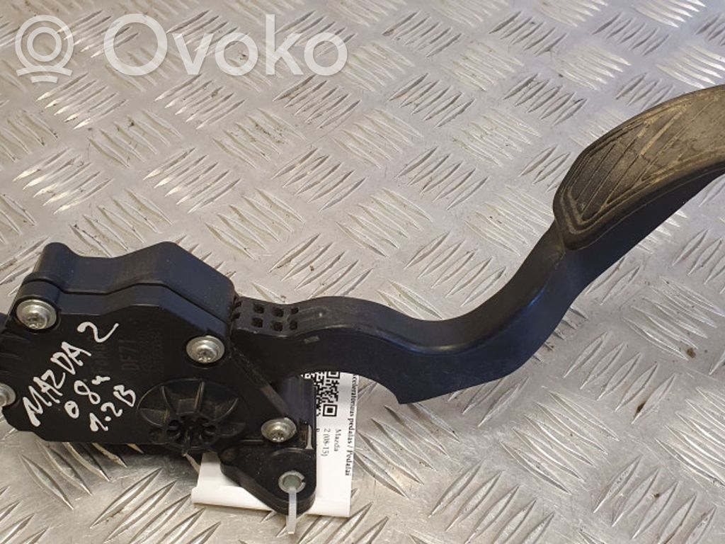 Mazda 2 Akceleratoriaus pedalas 