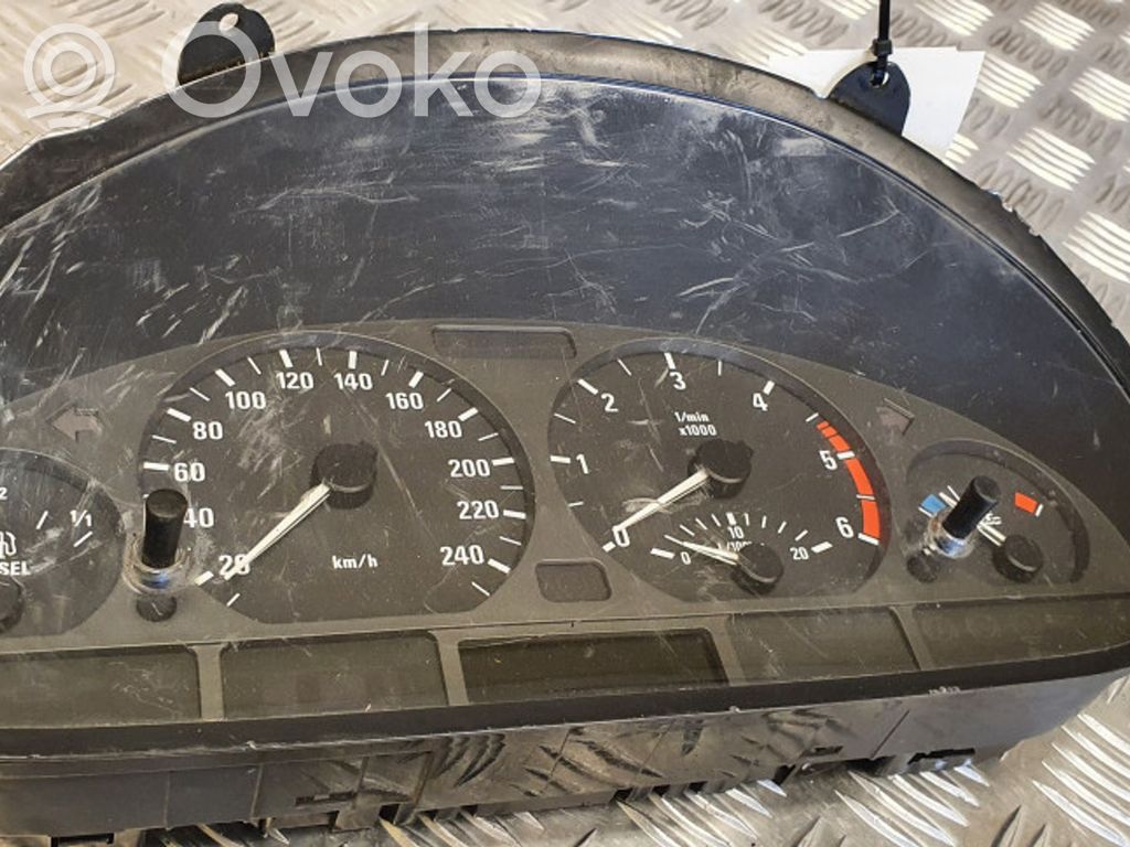 BMW 3 E46 Speedometer (instrument cluster) 