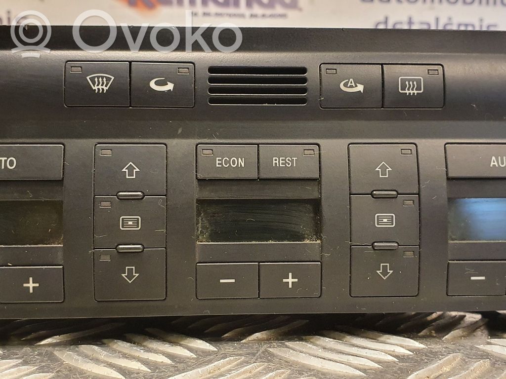Audi A8 S8 D2 4D Oro kondicionieriaus/ klimato/ pečiuko valdymo blokas (salone) 