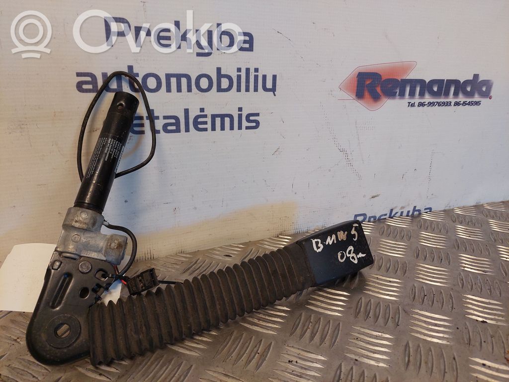 BMW 5 E60 E61 Sagtis diržo priekinė 