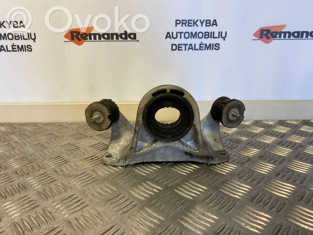 BMW 7 E65 E66 Gearbox mounting bracket 