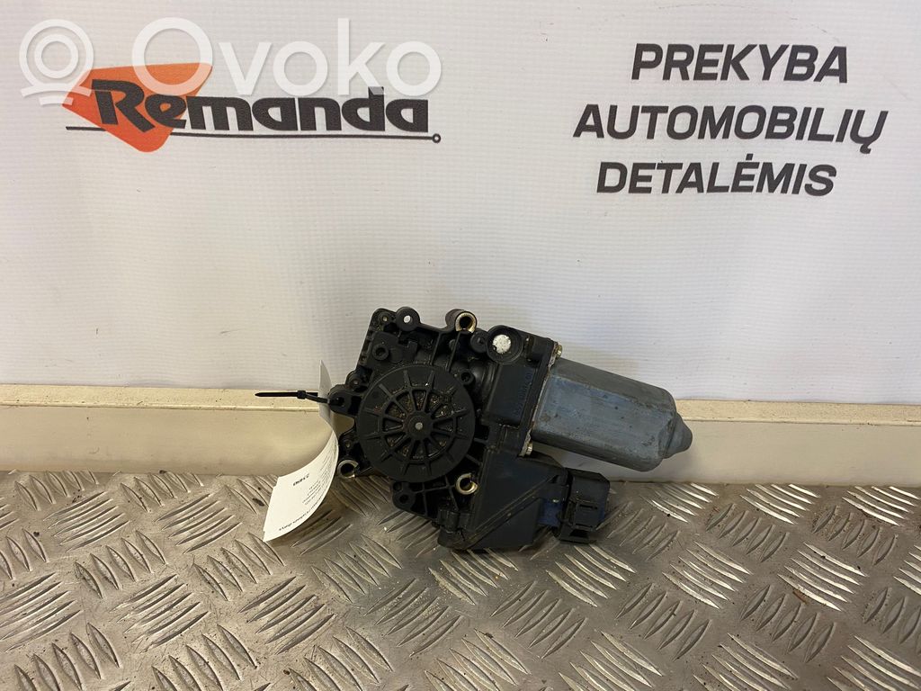 Audi A8 S8 D2 4D Motorino alzacristalli della portiera posteriore 