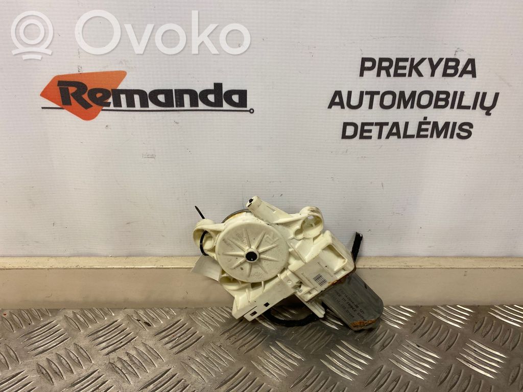 Ford Focus C-MAX Priekšpusē loga pacēlāja motoriņš 