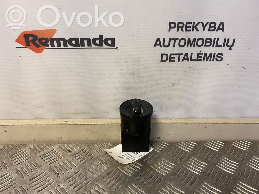 Volkswagen Caddy Light switch 