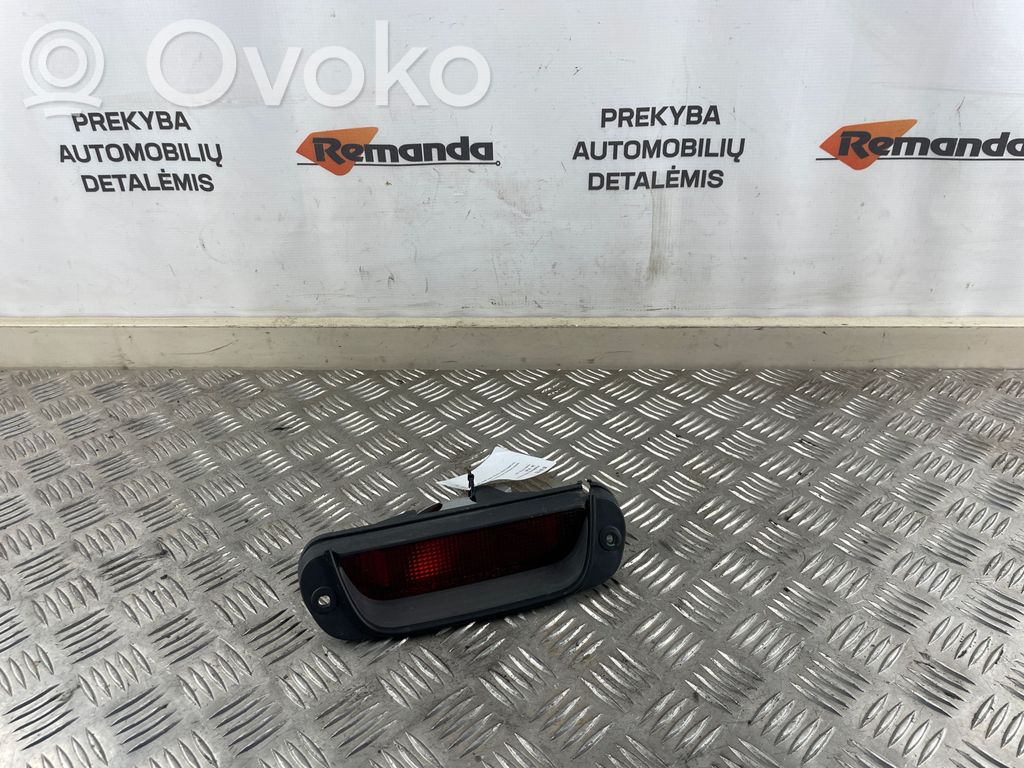 Honda CR-V Third/center stoplight 