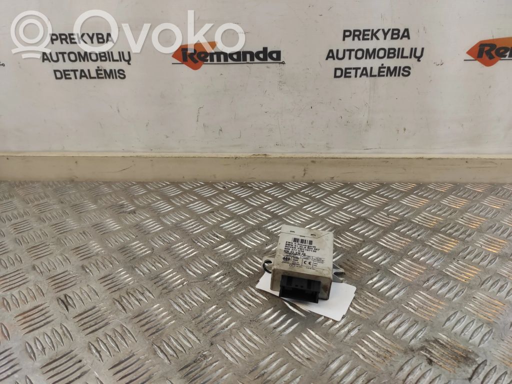 Unité de commande dispositif d'immobilisation   YWC107130,608377UTA,61356905667