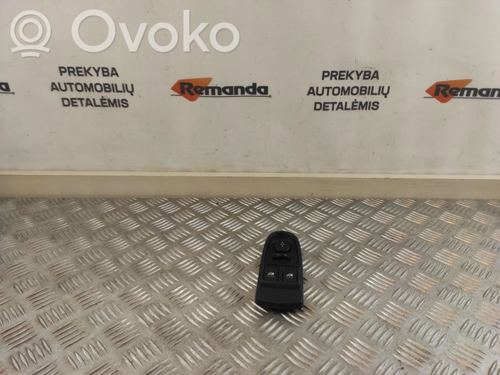 Iveco Daily 5th gen Electric window control switch 