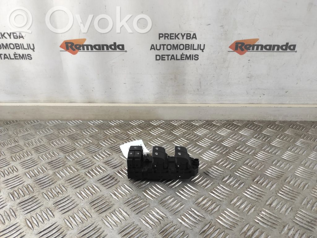 Toyota Prius Prime Electric window control switch 