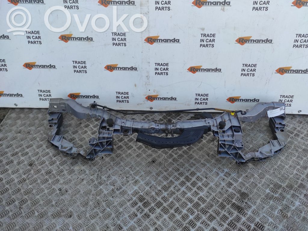 Ford Focus Viršutinė dalis radiatorių panelės (televizoriaus) 