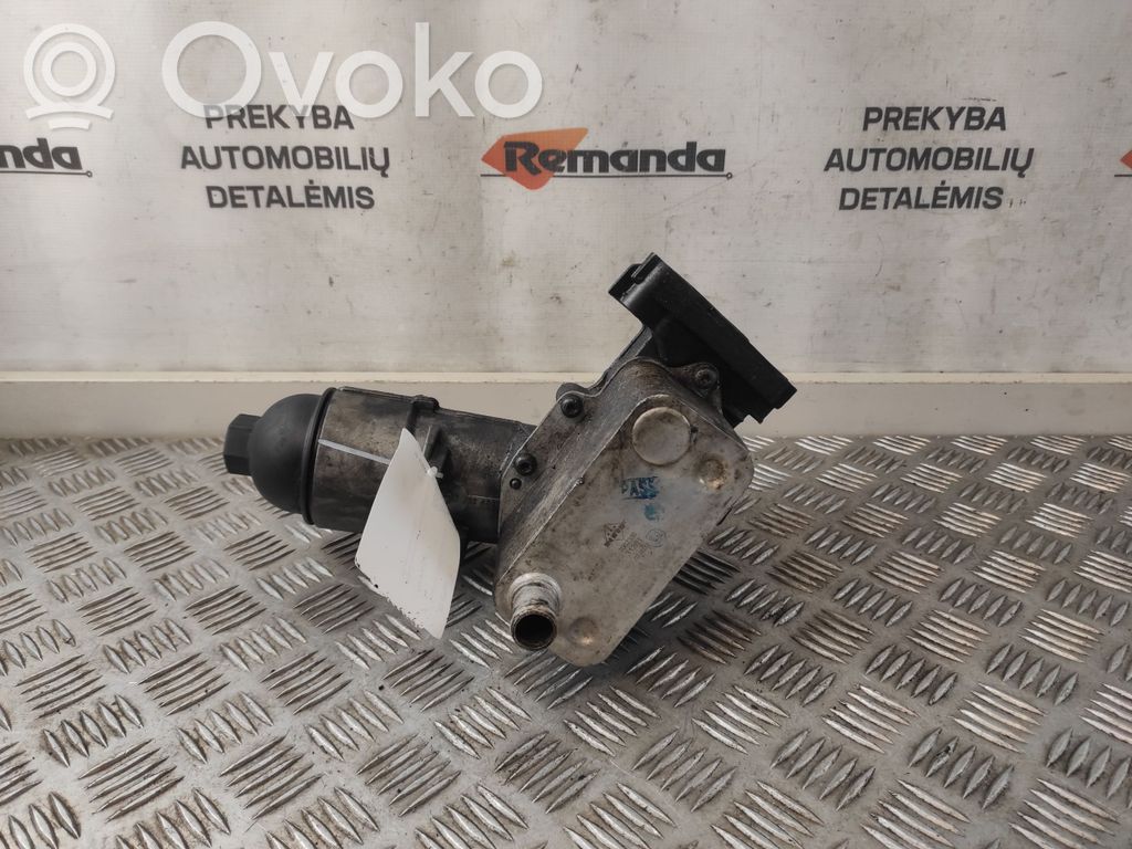 BMW 3 E46 Oil filter mounting bracket 