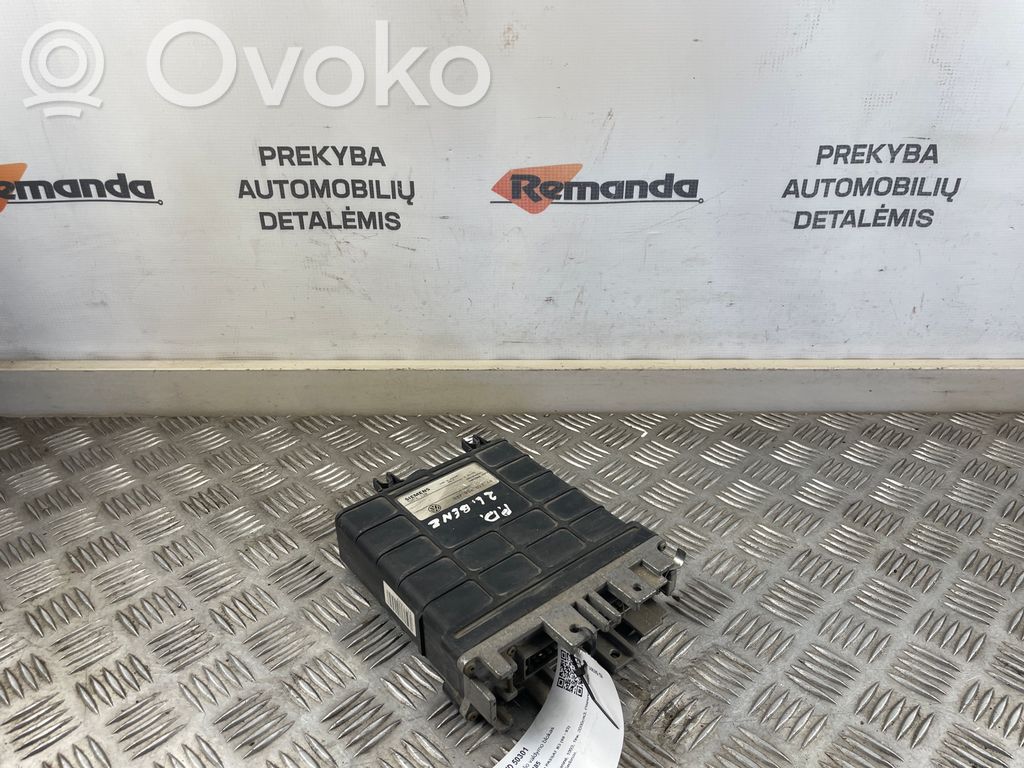 Volkswagen PASSAT B3 Engine control unit/module 