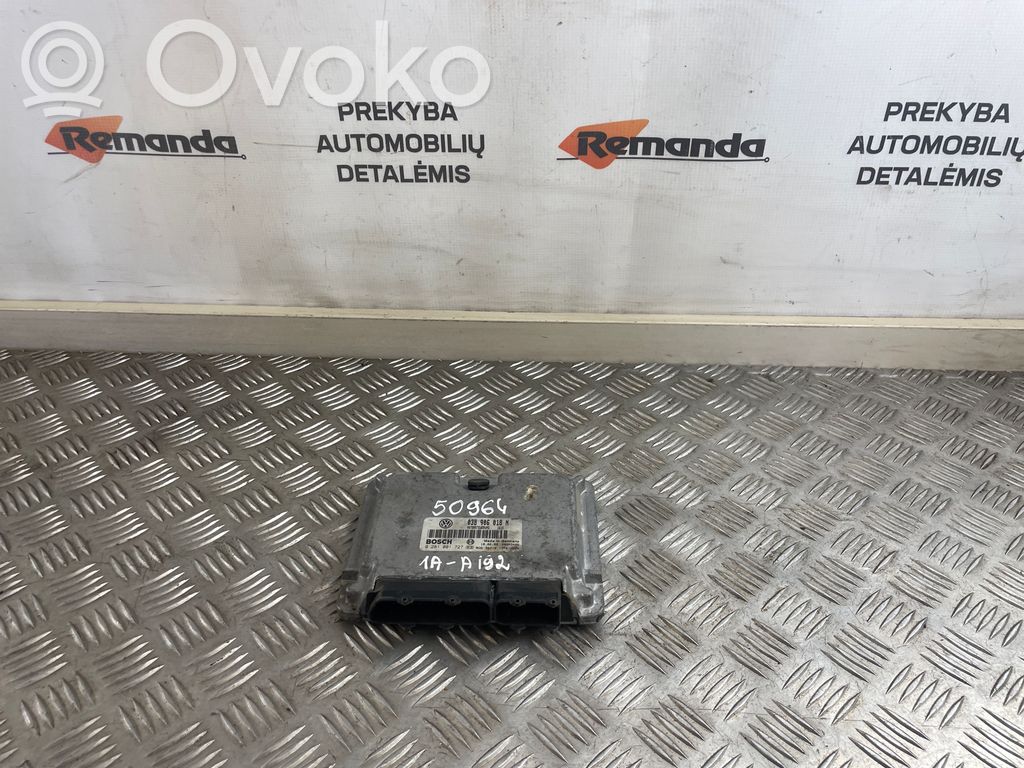 Volkswagen PASSAT B5 Engine control unit/module 