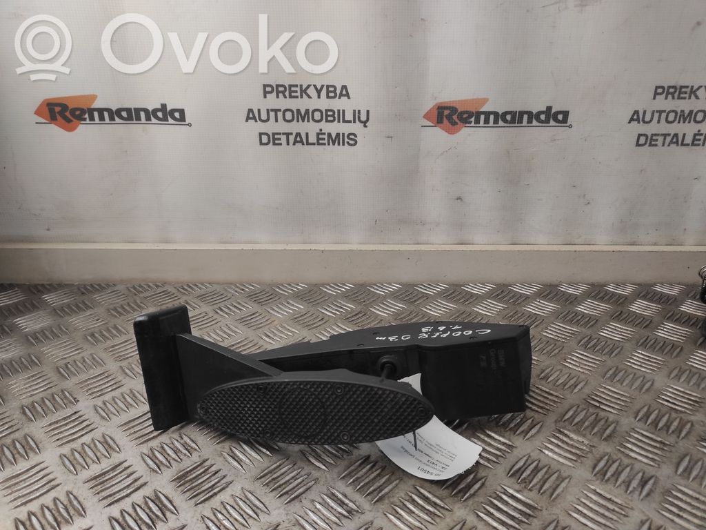 Mini One - Cooper R50 - 53 Accelerator throttle pedal 