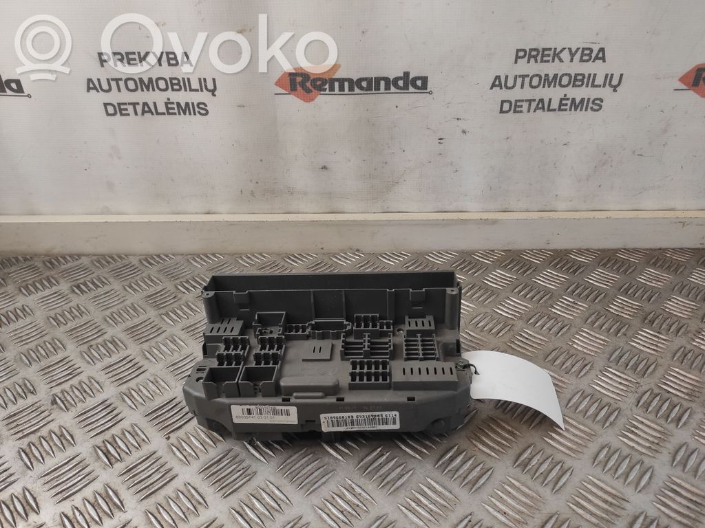 BMW X5 E70 Modulo fusibile 