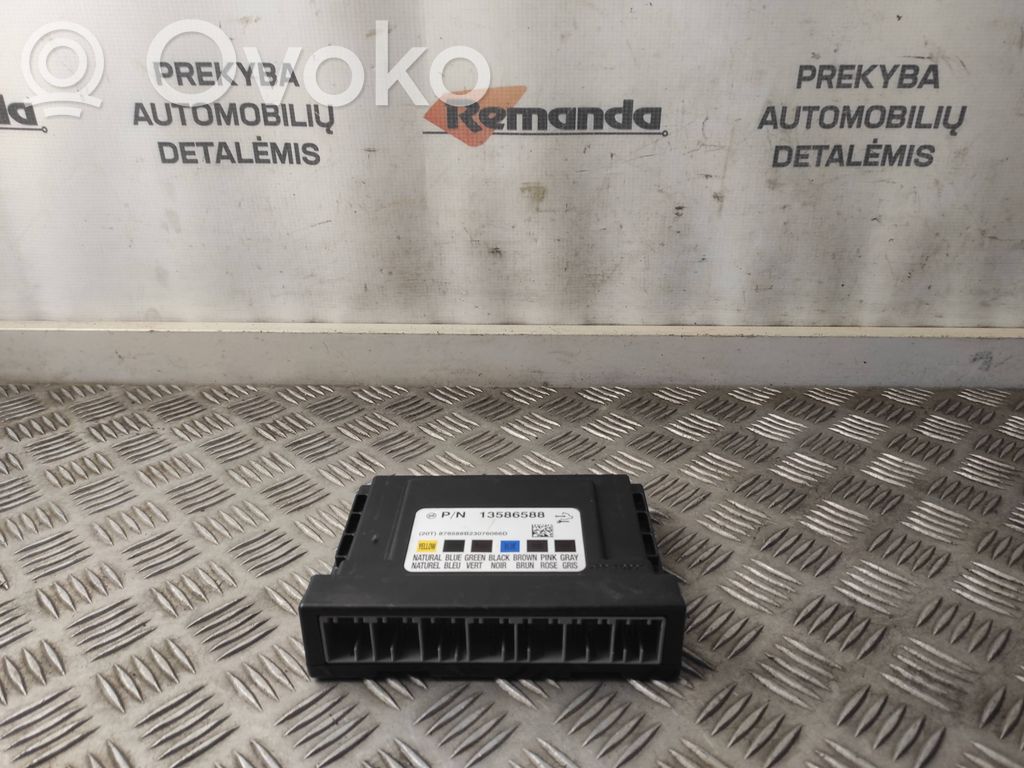 Opel Astra J Comfort/convenience module 