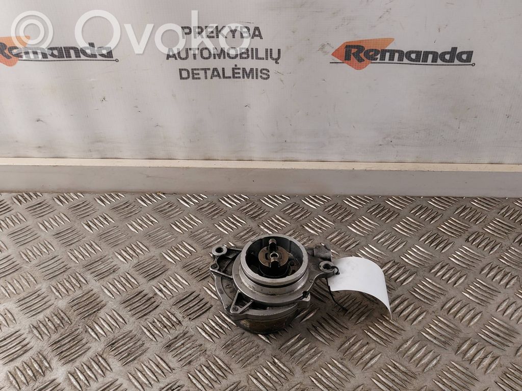 BMW 5 E39 Pompa a vuoto 