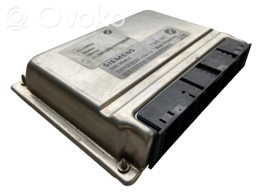 BMW 5 E60 E61 Engine control unit/module 