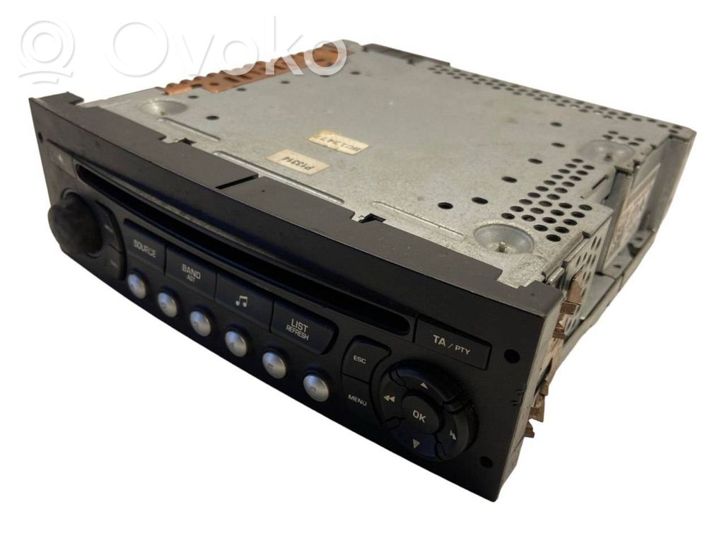 Peugeot 207 Radio/CD/DVD/GPS head unit 