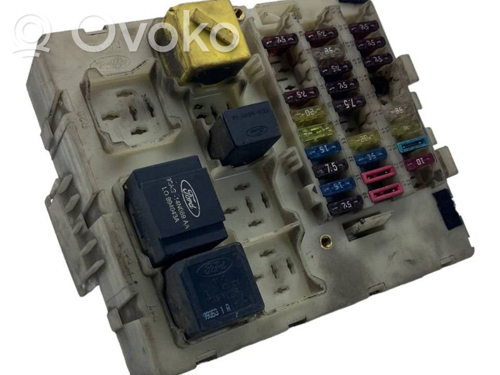 Ford Focus Drošinātāju bloks 