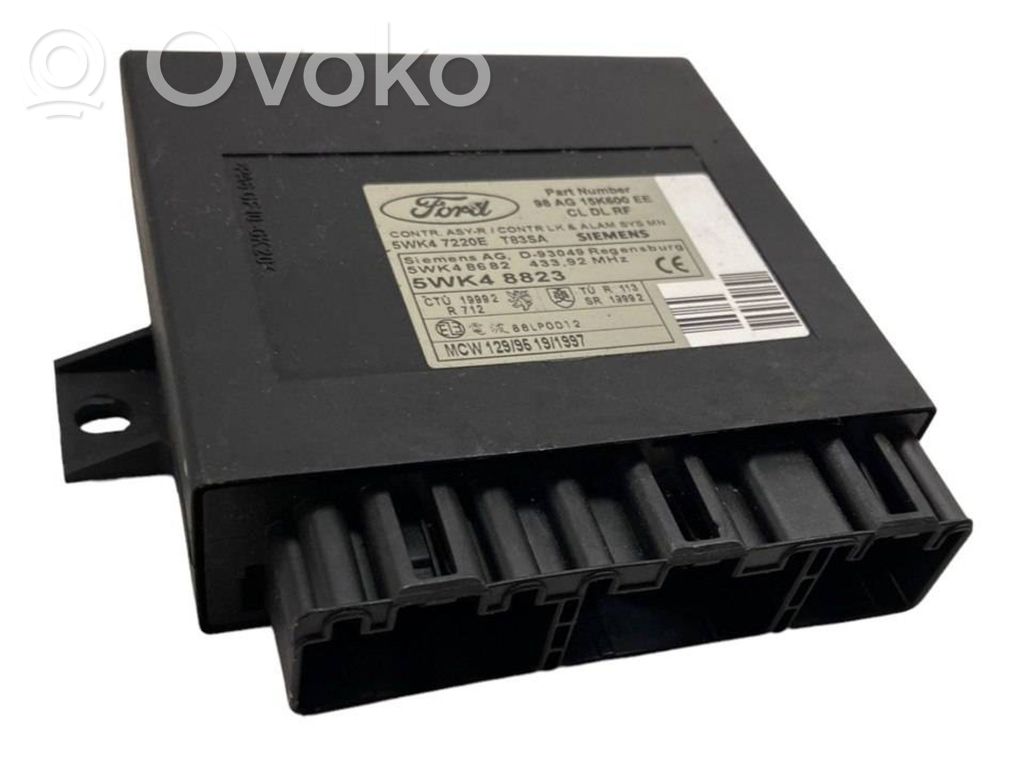Ford Focus Oven keskuslukituksen ohjausyksikön moduuli 