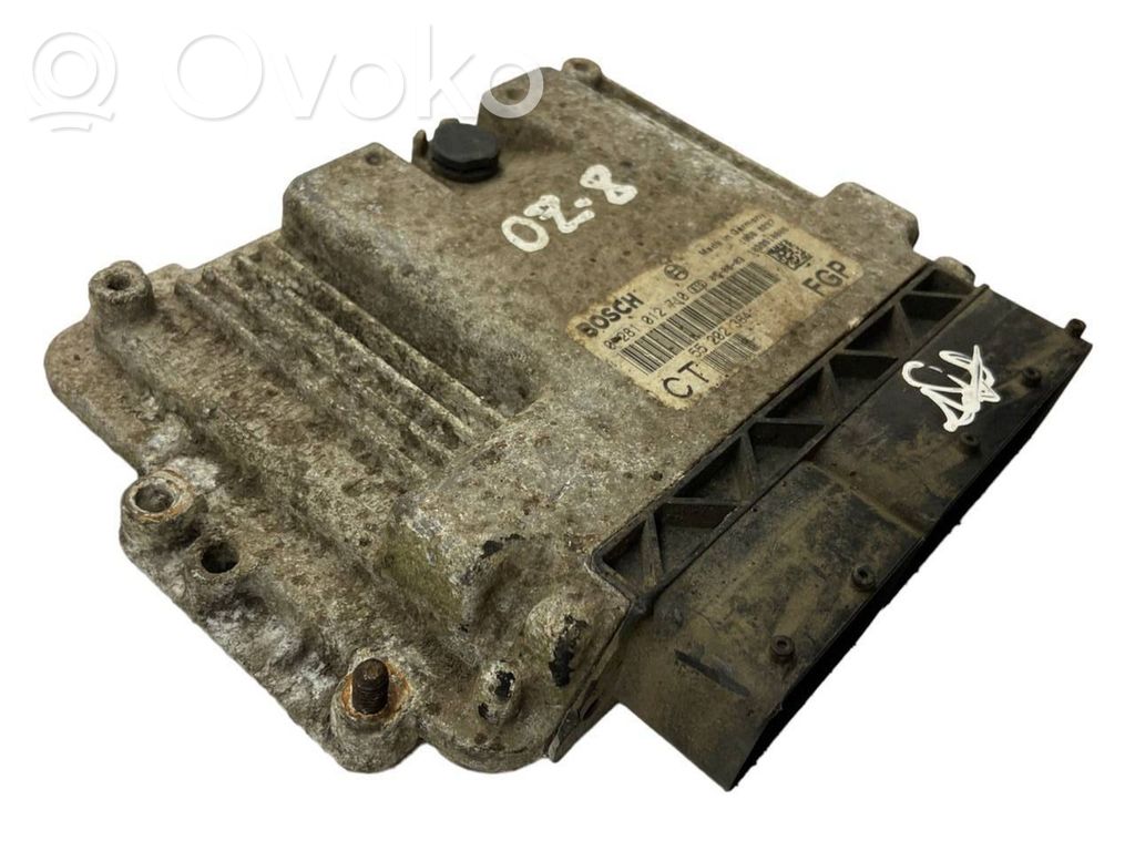 Opel Zafira B Engine control unit/module 