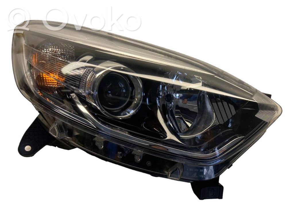 Renault Captur Headlight/headlamp 