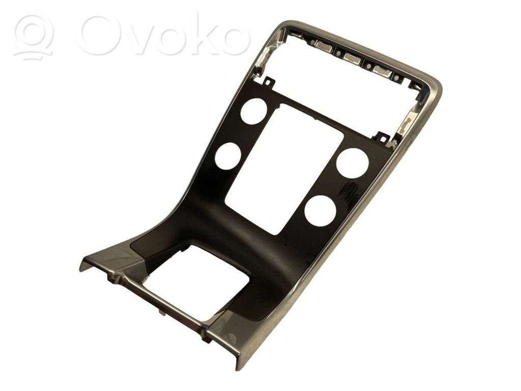 Volvo V60 Radio/GPS head unit trim 