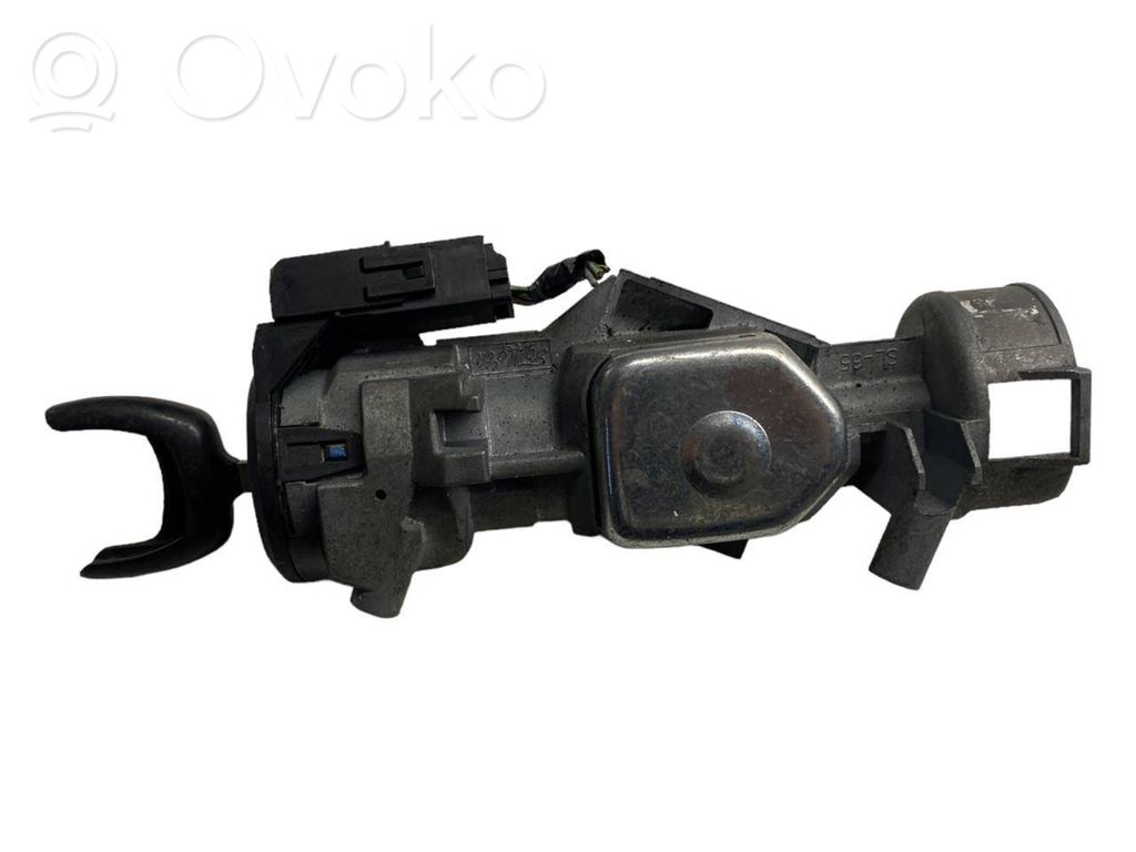 Užvedimo spynelė   3M513F880AC