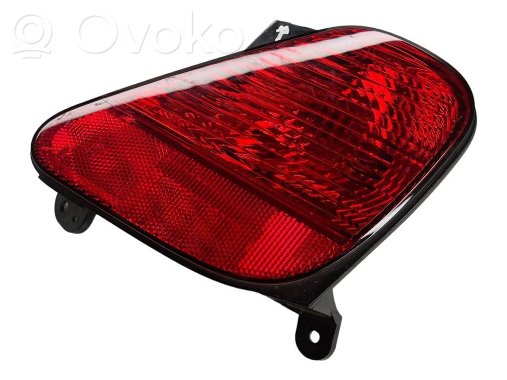 Mitsubishi Eclipse Cross Galinis žibintas bamperyje 